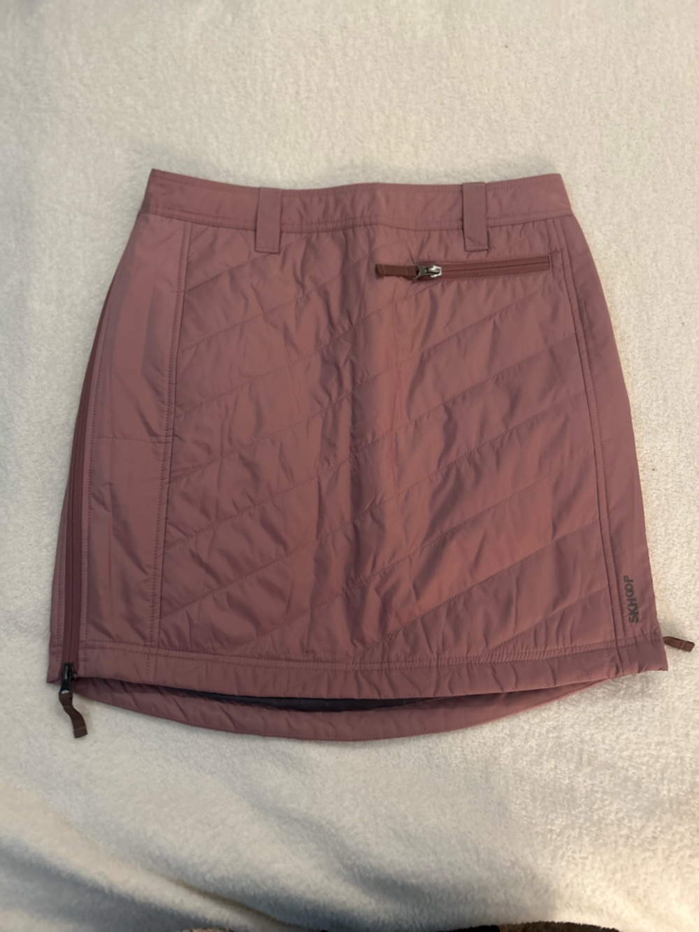 Skhoop Women's Quilted Sandy Short Skirt in Dusty Rose - Picture 2 of 16